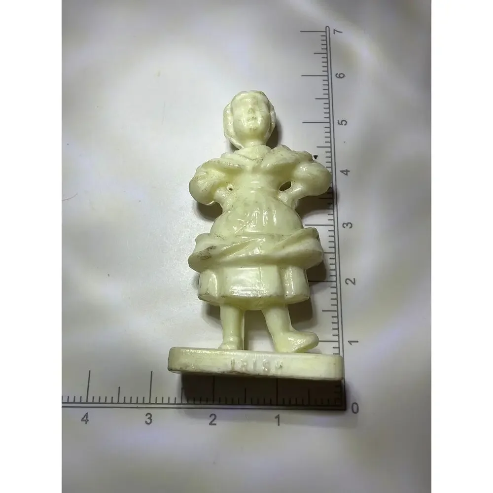Vintage Irish Girl Plastic Figurine Van Brode Souvenir Statue 2.75